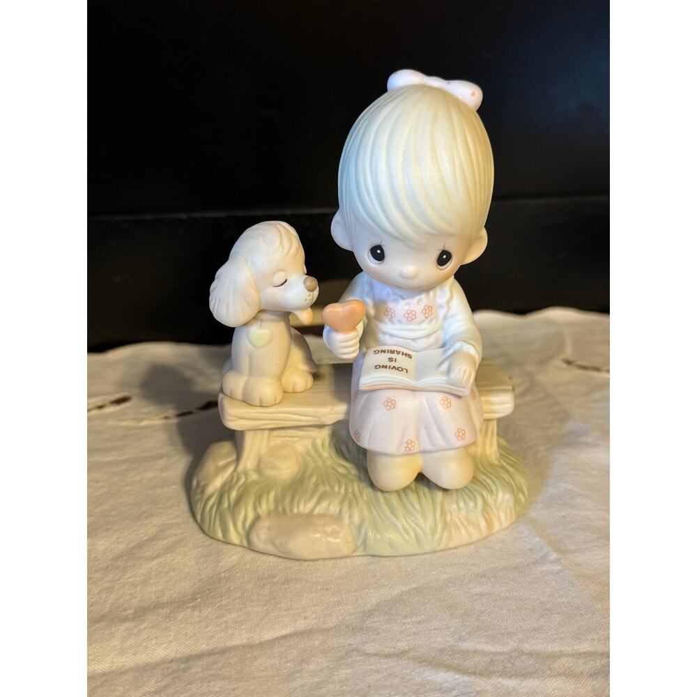Vintage 1979 Precious Moments Loving is Sharing Figurine E-3310/G